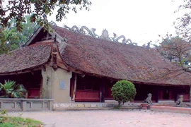 “Đối thoại với đình làng”