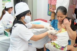 Cho tiêm lại vaccine Quinvaxem từ tháng 10