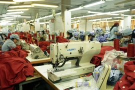 Doanh nghiệp đau đầu vì tăng lương tối thiểu