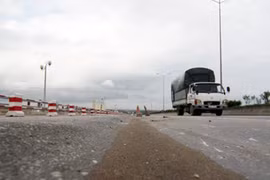 Bỏ ngỏ chất lượng nhựa đường nhập khẩu