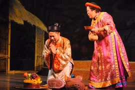 NSƯT Minh Vượng kể chuyện cổ tích bằng chèo