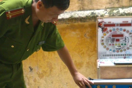 Thu giữ, tiêu hủy máy điện tử xèng