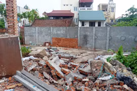 Uẩn khúc từ một mảnh đất