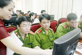 Khai giảng lớp đào tạo tin học cho lực lượng CSKV