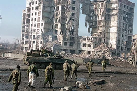 Xoa dịu mâu thuẫn sắc tộc