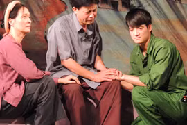 Phải xem lại mình