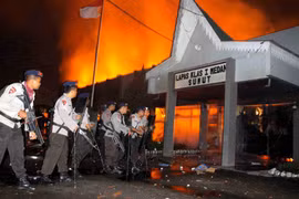 Bạo động tại nhà tù, 200 tù nhân trốn thoát