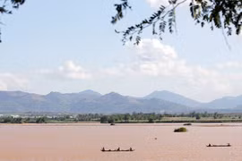 Xuôi dòng Đắk Bla