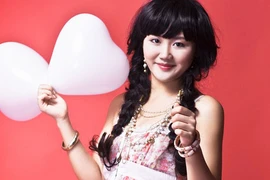 Văn Mai Hương đón Tết bằng ca khúc mới