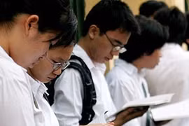 Thi thử - Con dao hai lưỡi