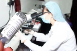  Nhiều phụ huynh muốn đưa con đi xét nghiệm