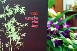 Ra mắt tuyển thơ Nguyễn Văn Huy