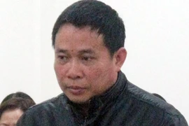  “Muối mặt” vì “cò”