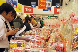 Hối hả chuẩn bị cho Tết Nguyên đán