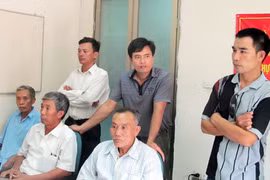 Gia đình 18 thuyền viên tiếp tục kêu cứu