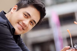 Nghệ sỹ violon Bùi Công Duy: Bén duyên nhạc nhẹ