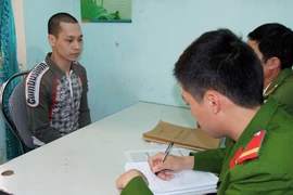 Về quê ăn Tết tranh thủ đi cướp