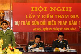 Nhiều ý kiến trách nhiệm và trí tuệ 