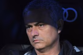 Jose Mourinho chia tay Real Madrid: Thất bại sau “cánh gà”