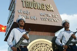 “Hát về biển đảo quê hương”