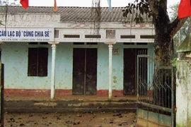 Bi kịch và tình yêu diệu kỳ ở... "xóm AIDS"