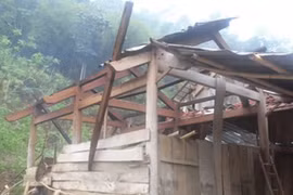 1 người chết, 60 ngôi nhà hư hỏng do lốc xoáy, mưa lớn