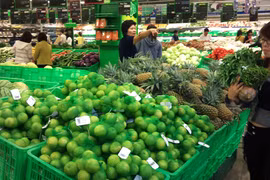 Sau ngày tăng lương: Mặt bằng giá vẫn ổn định