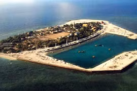 Đề nghị đưa Hoàng Sa, Trường Sa vào Hiến pháp