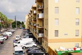 Xả súng, bắt cóc con tin, 7 người thiệt mạng