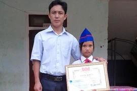 Nữ “anh hùng” 10 tuổi