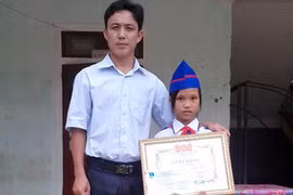 Nữ “anh hùng” 10 tuổi