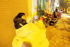 Hà Nội lo tránh rét cho người vô gia cư