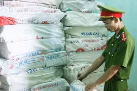 Thu giữ hàng lậu trị giá hơn 1 tỷ đồng