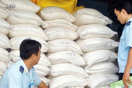 Khó chống buôn lậu đường