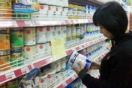 Nhiều tai tiếng, sữa ngoại vẫn được chuộng