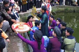 Lễ hội đang bị các tham vọng chi phối