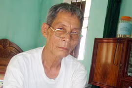 Viết chuyện đời bằng một chữ "nhân"