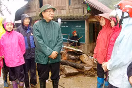 Mưa chưa dứt, áp thấp nhiệt đới lại xuất hiện