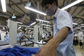 Lộn xộn dịch vụ cho thuê lại lao động