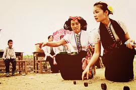 Lên Tây Bắc chơi “Tó má lẹ”