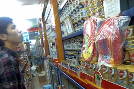 Vạ lây vì sữa ngoại nhiễm khuẩn gây độc