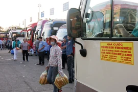 Xăng dầu tăng kỷ lục: Doanh nghiệp vận tải điên đầu