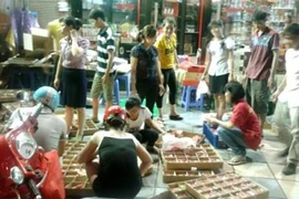 Bánh Trung thu ế sẽ đi đâu?