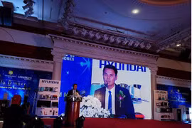 Tập đoàn Đầu tư Thăng Long đón nhận bằng khen của thành phố Hà Nội, VCCI