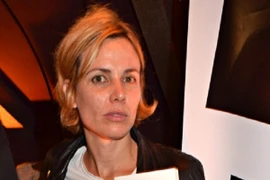 Charlie Hebdo: Nữ nhà văn được khủng bố tha chết kể lại khoảnh khắc hãi hùng