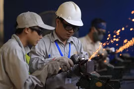 Không để doanh nghiệp "né" tăng lương