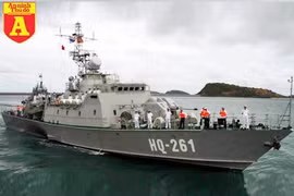 [Infographic] Svetlyak - Sức mạnh tàu pháo cao tốc canh biển của Việt Nam