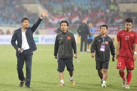 HLV Hữu Thắng được VFF giữ lại cho mục tiêu Huy chương vàng SEA Games 2017