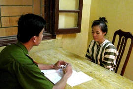 Kiều nữ bán dâm “bắt mối” cho "đồng nghiệp"