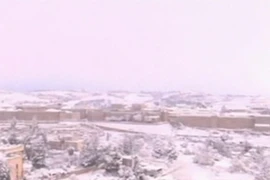 Tuyết rơi dày bất thường tại Israel